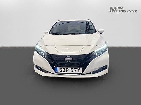 Nissan Leaf 2 of 5