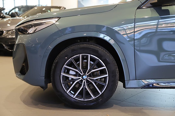 BMW X1 5 of 5