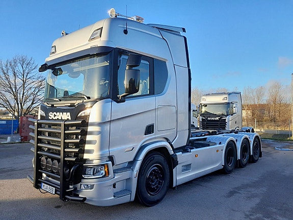 Scania R 560 B8x4*4NB