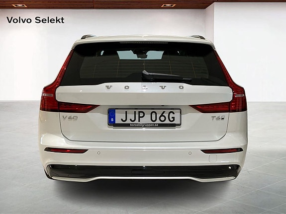 Volvo V60 7 of 15