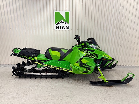 Arctic Cat M 8000 Hardcore 153"