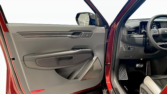 Kia EV9 6 of 14