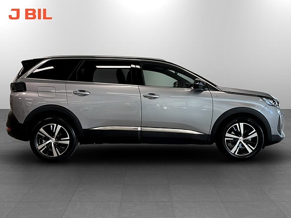 Peugeot 5008 15 of 17