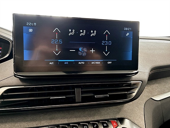 Peugeot 5008 11 of 17