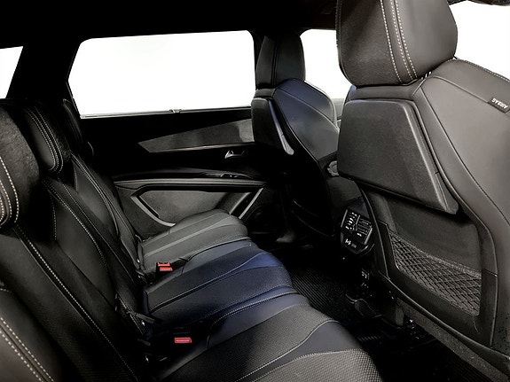 Peugeot 5008 13 of 16