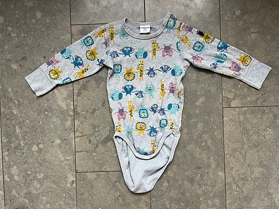 Product image 2 of 9