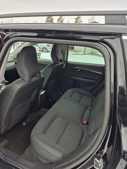 Volvo XC70 8 of 9