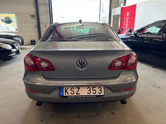 Volkswagen Passat CC 6 of 10