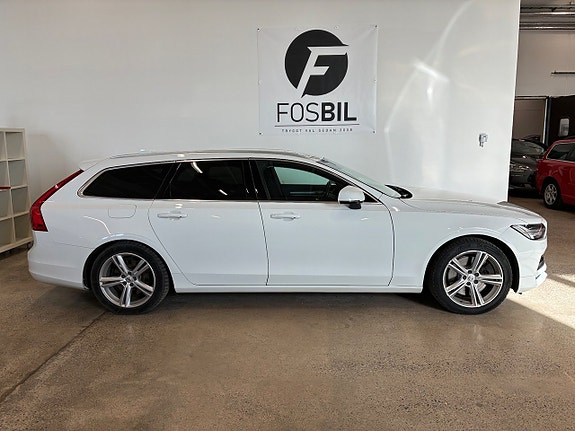 Volvo V90 3 of 23