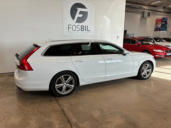 Volvo V90 4 of 23