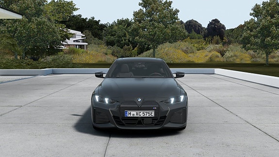 BMW i4 2 of 14