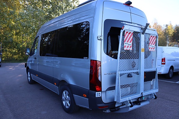 Mercedes-Benz Sprinter 319 12 of 13
