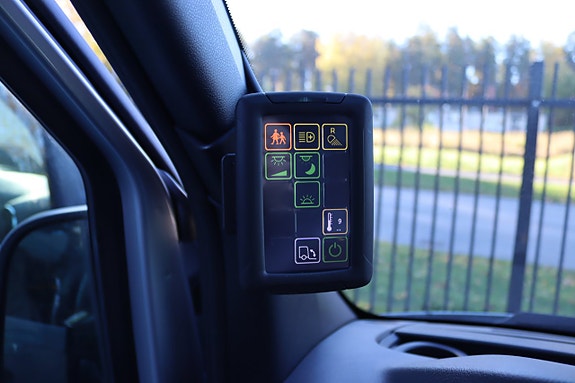 Mercedes-Benz Sprinter 319 13 of 13