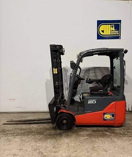 Toyota truck 8 FBE 20 T