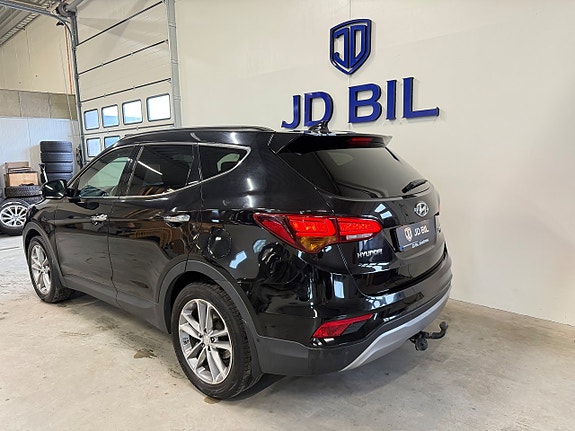 Hyundai Santa Fe 3 of 5
