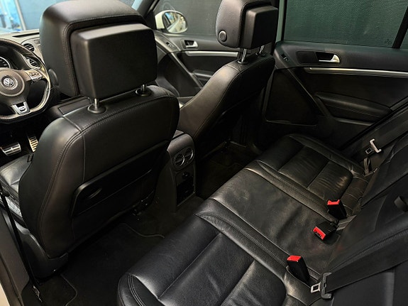 Volkswagen Tiguan 19 of 24