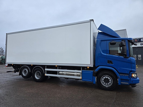 Scania P340 Distrubitionsbil 2 of 6
