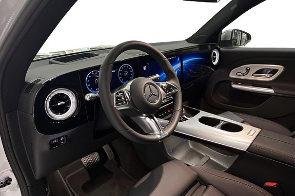 Mercedes-Benz GLB250+ 9 of 18