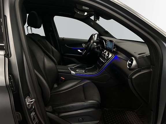 Mercedes-Benz GLC300 e 10 of 19