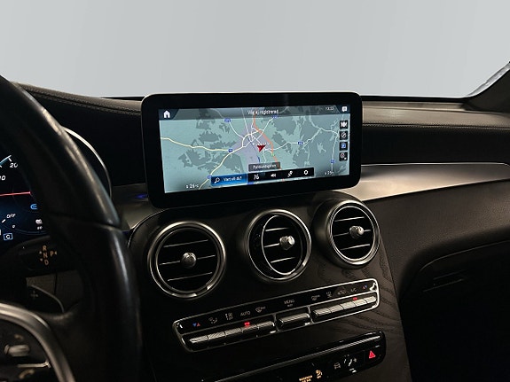 Mercedes-Benz GLC300 e 15 of 19