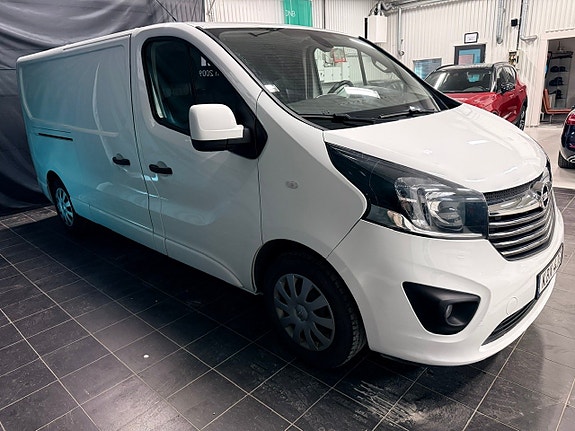 Opel Vivaro 6 of 11