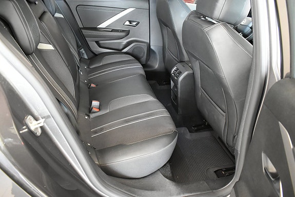 Opel Astra 8 of 20