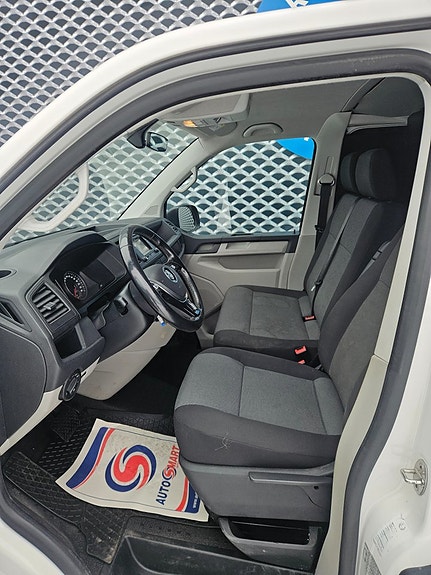 Volkswagen Transporter 4 of 5