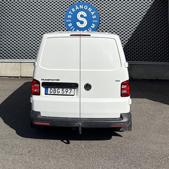 Volkswagen Transporter 3 of 5