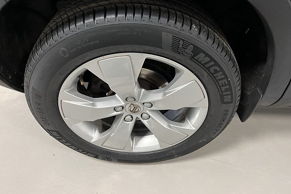 Volvo XC40 7 of 8