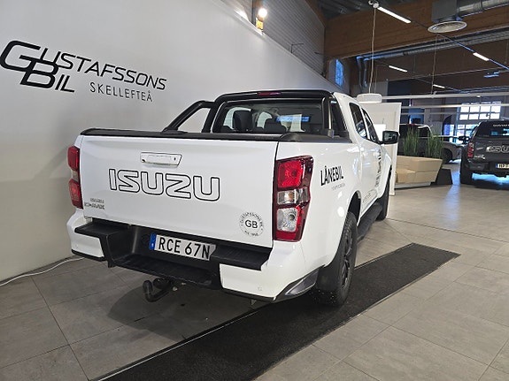 Isuzu D-max 4 of 5