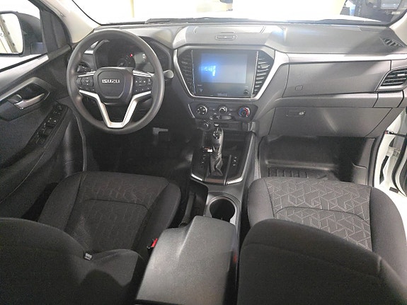 Isuzu D-max 10 of 12
