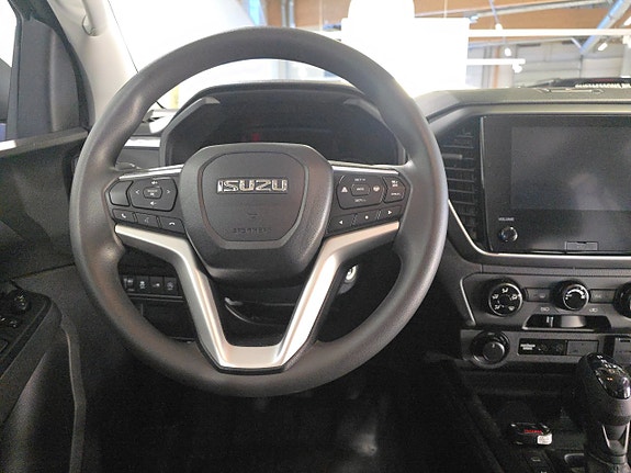 Isuzu D-max 11 of 12