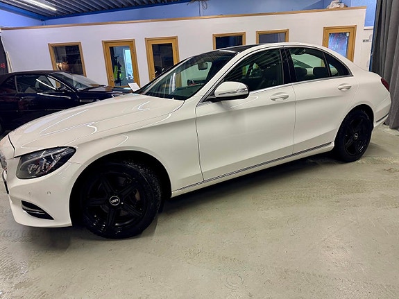 Mercedes-Benz C250 d 3 of 5