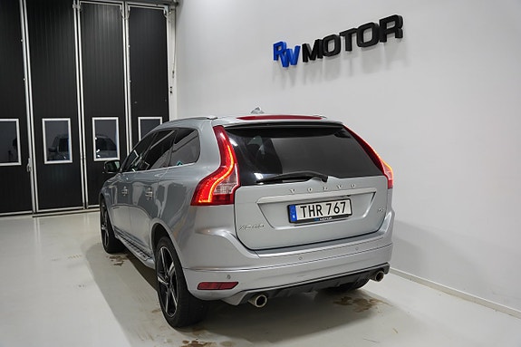 Volvo XC60 4 of 5