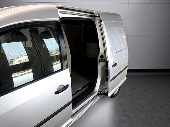 Volkswagen Caddy Maxi 12 of 14