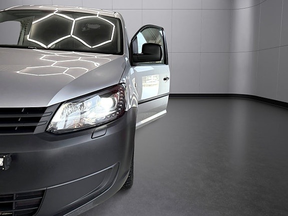 Volkswagen Caddy Maxi 9 of 14