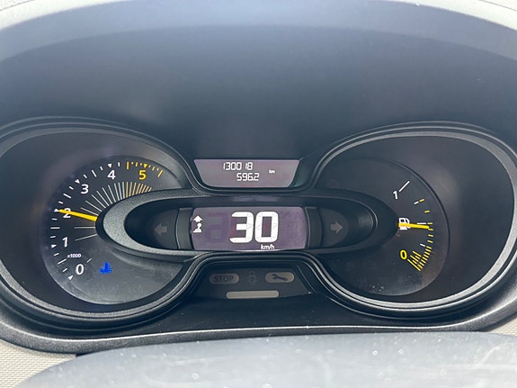 Renault Trafic 7 of 12