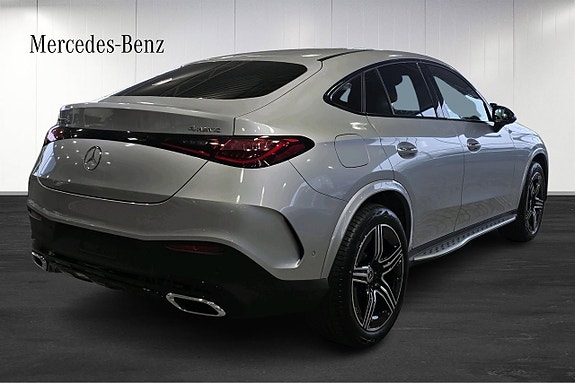 Mercedes-Benz GLC300 de 4 of 5