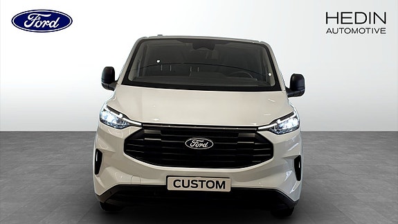 Ford Custom 8 of 9