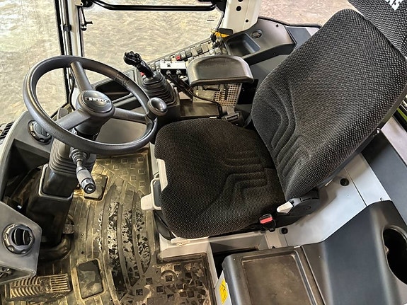 CLAAS Torion 537 Sinus 7 of 10