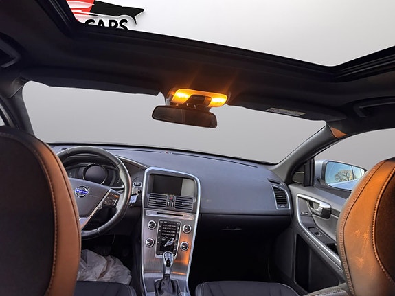 Volvo XC60 4 of 7