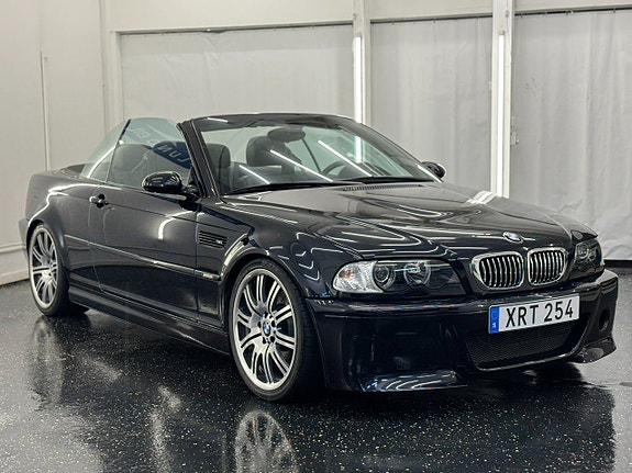 BMW M3 3 of 5