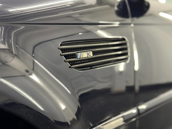 BMW M3 28 of 29