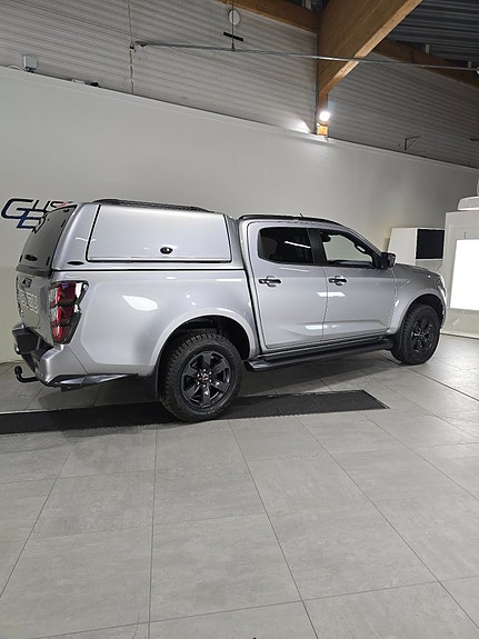 Isuzu D-max 4 of 5