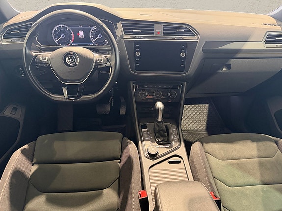 Volkswagen Tiguan 5 of 5