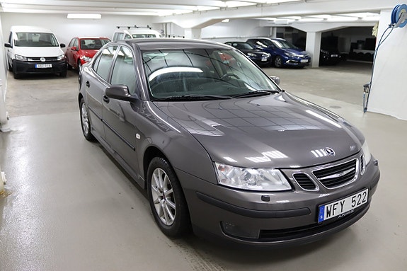 Saab 9-3 4 of 5