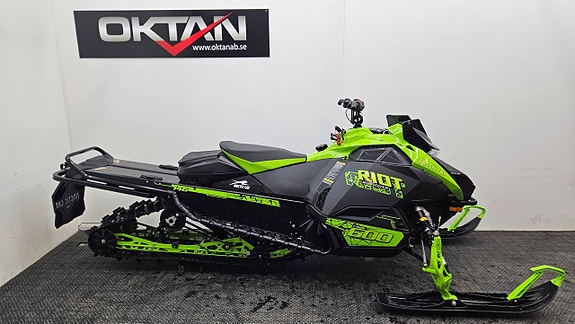 Arctic Cat RIOT 600 3 of 7