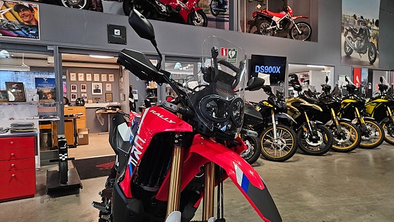 Honda CRF300LR Rally 8 of 12