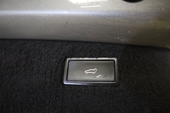 Porsche Cayenne 20 of 24