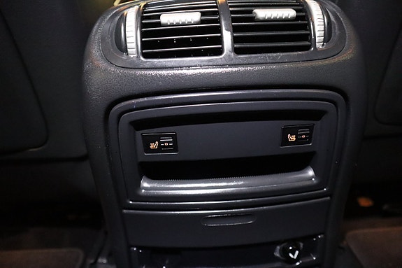 Porsche Cayenne 17 of 24